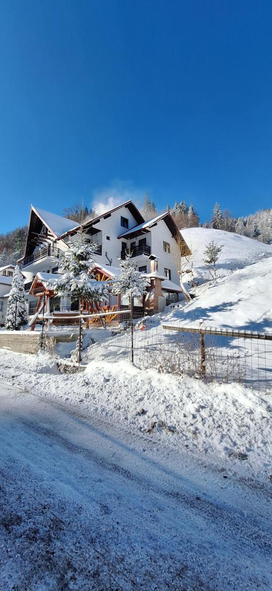 La Cascade 2 Hotel Moeciu De Sus Exterior foto